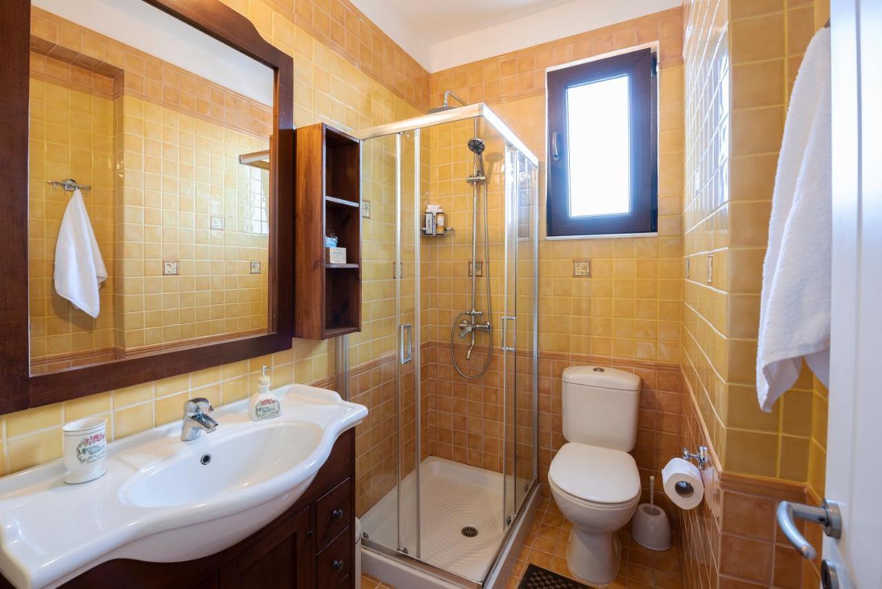 Villa Salamina Lakhania Esterno foto